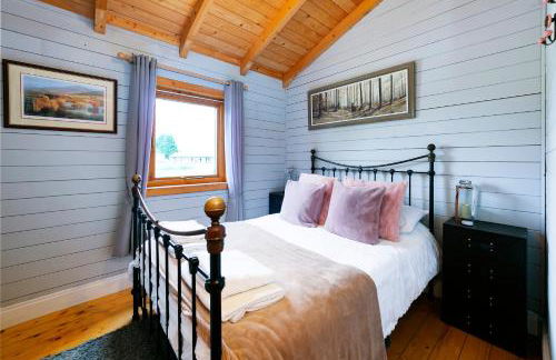 Sleeps6- Hot Tub- Pet Friendly- Log Burner - Foto 16