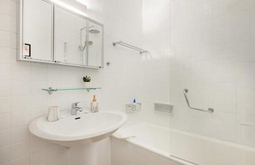 Charming 3BR w/ Office & Garage by Foz Beaches - Foto 55