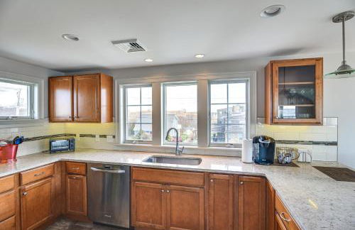 Narragansett Home with Scenic Views Walk to Beach! - Foto 9