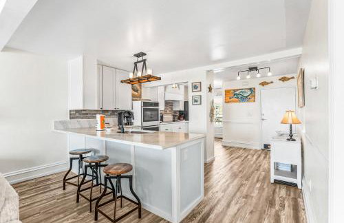 Oceanfront St Helena Island Condo with Beach Access! - Foto 9