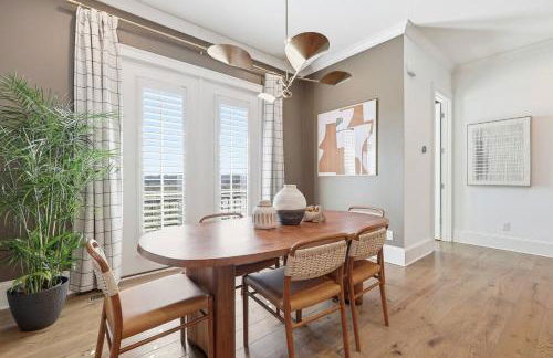 Downtown Riverfront Luxury, Steps to River Street - Foto 2