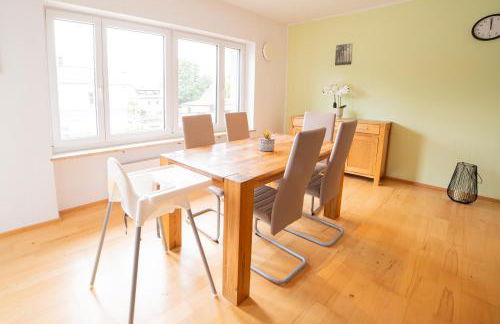 Köstlbach Apart I Ferienwohnung bis 3 & 6 Personen I Nürnberg I Neumarkt I Messe I Natur I Küche I Parken I Waschmaschine I Garten - Foto 12