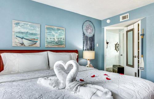 Resort-Style Lake Conroe Retreat with Balcony and View - Photo 16