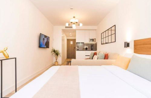 NEW APT in the heart of Madrid - Photo 9