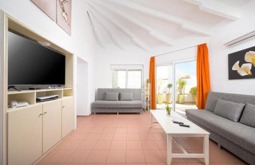 Aris Studios - Photo 9