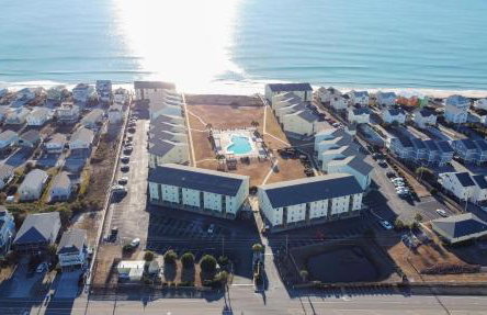 Carolina Waves - Oceanfront Relaxation and Poolside Fun in Surf City! - Foto 54