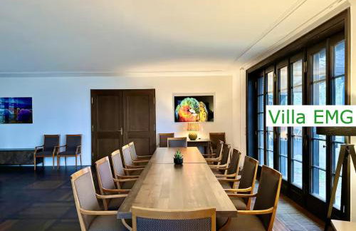 Luxus Ferienhaus Villa EMG München in Moosburg mit Pool, SPA, Kamin, Wald, See für Familien Gruppen bis 24 Personen - Foto 80