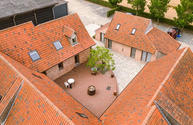 Charming Roger s Farm - Photo 2