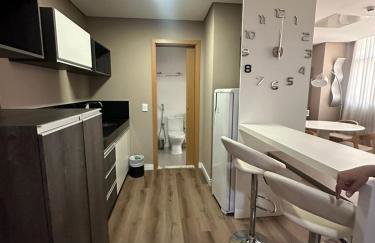 Apartamento completo e bem localizado - Foto 2