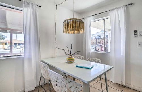 Cali Desert Oasis with Hot Tub and Mtn Views! - Foto 8