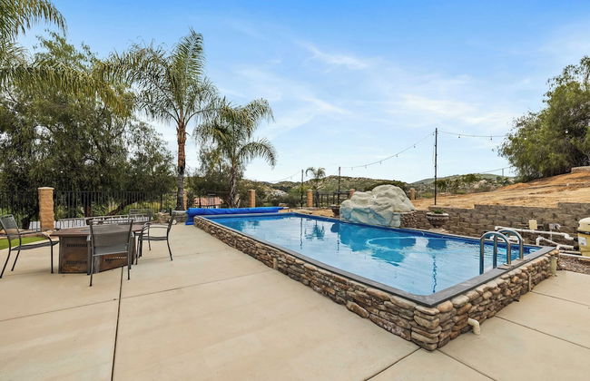 Breathtaking Meadows by Avantstay Temecula Group Retreat Pool, Pickleball, Firepit, Hot Tub - Foto 34