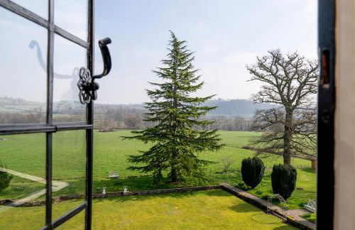 Llangoed Hall - Photo 16