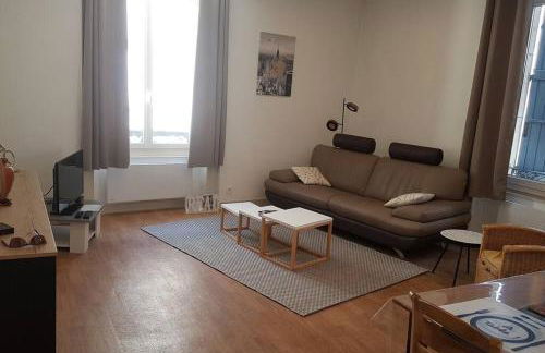 Agréable appartement lumineux au centre-ville - Foto 1