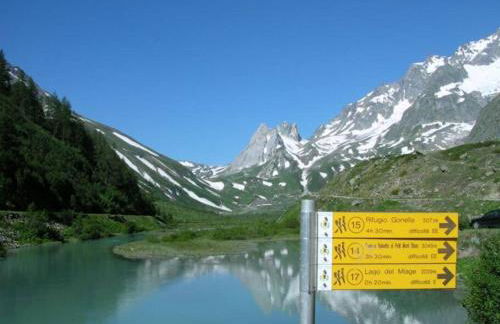 Spectacular mountain hideaway - Foto 7