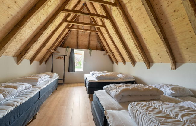 Comfortable Holiday Home in Voorst in a Tranquil Location - Photo 6