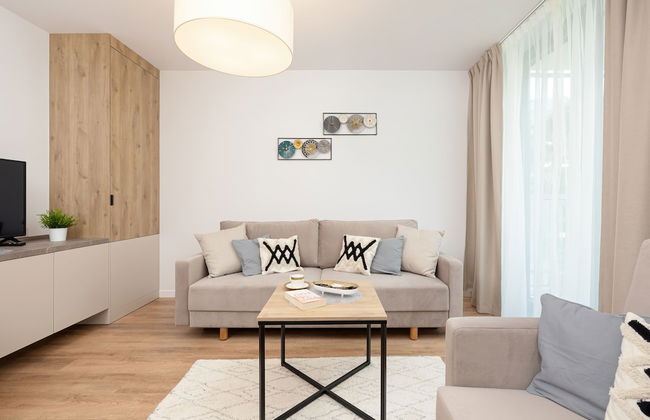 Jantaris Apartments by Renters - Photo 48