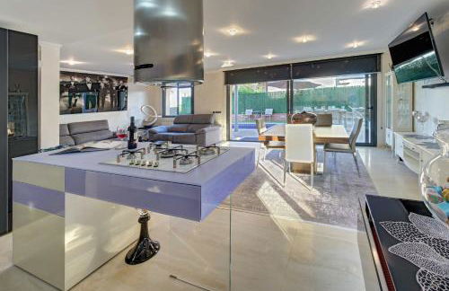 VILLA RIOJA with pool & mountain and sea view, ONLY FAMILYS - Foto 15