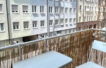 Perfect Apartment - quiet Area near City Center - Full Equipment - Public Transport - Foto 4