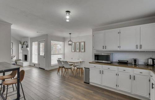 The Prestige Poolside Escape - 5BR with Cinema & Gaming - Foto 16