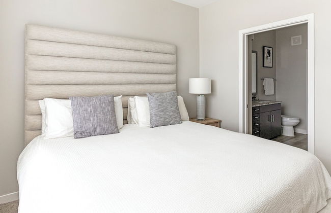 Landing Dry Creek Apartments - Photo 4