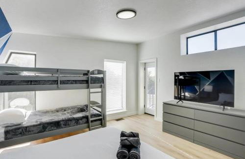 Modern Home - 1 Acre Lot w Pool Patios Jacuzzi - Foto 36