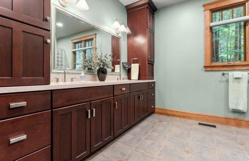 Falling Waters at Rumbling Bald - Foto 16