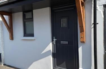 Brand New Stylish Converted Coach House in Cardiff - Foto 2