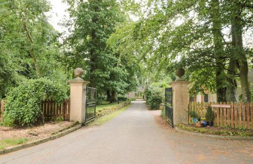 Groom's Cottage - Photo 24