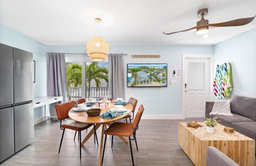 Sea Breeze - Pet Friendly, Located in Siesta Key Village, Steps to Siesta Key Beach! - Foto 9