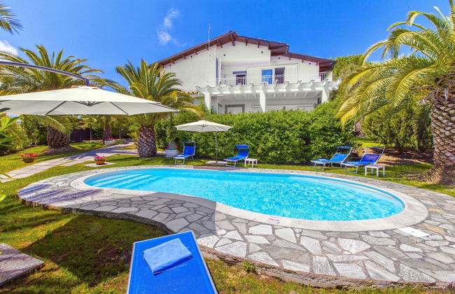 YourHome - Villa Claudette private pool sea view - Foto 83