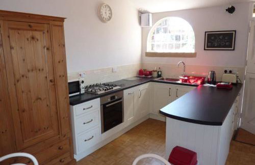 Ballygate Stable - Photo 8