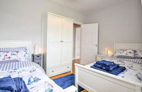 Gertie's Getaway - 3 Bedroom cottage sleep 6-8 - Photo 7