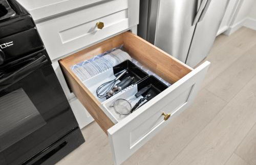 Recently Upgraded House with King Suite, quiet NBHD, Fast Wifi, and Yard - Foto 37