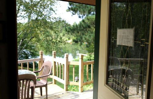 Rustic Family Cabin Rental with a Fire Pit near Wisconsin Dells - Foto 7