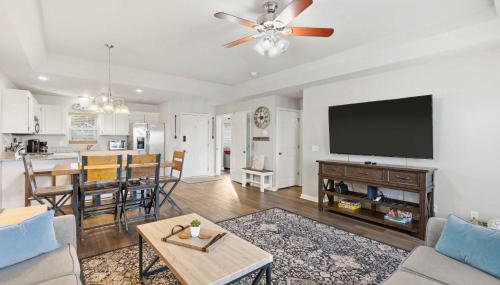 Oak Lane Escape - Branson - Resort Condo on Golf Course with Endless Amenities - Foto 3