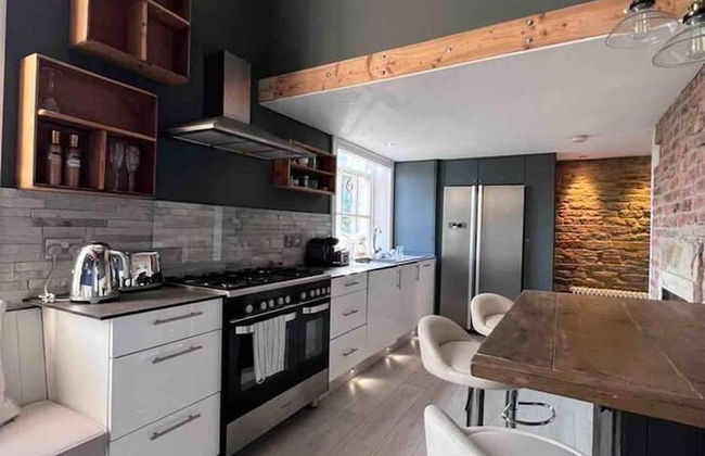 Luxury 3 Bedroom Penthouse w Massive Roof Terrace - Foto 10