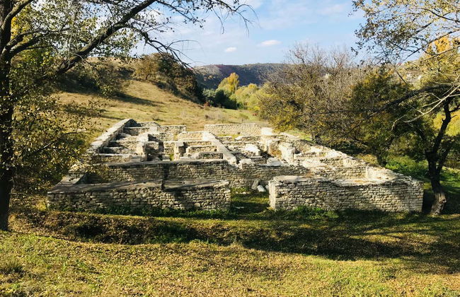Bodega de Cricova + Monasterios de Orheiul Vechi y Curchi - Foto 4