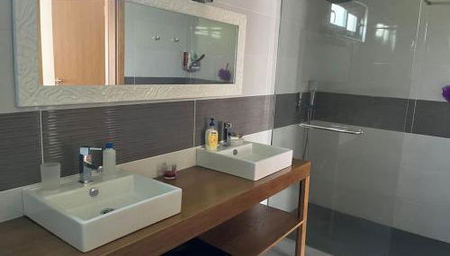 Moradia com piscina no Caniço - Foto 2