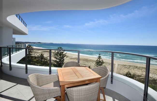 X Kirra Apartments - Photo 80