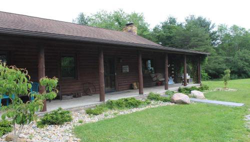 Bushwood Cabin - Photo 2