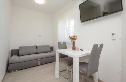 Amazing Apartment In Podaca With Wifi - Foto 17