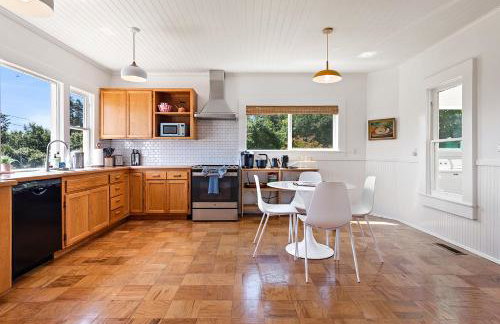 Sebastopol Farmhouse on 3 acres, fiber, kid friendly - Foto 32