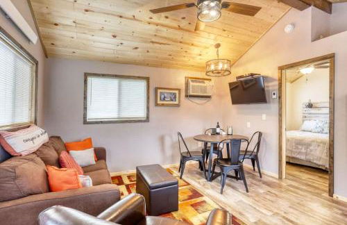 Rustic getaway in the woods - Foto 8