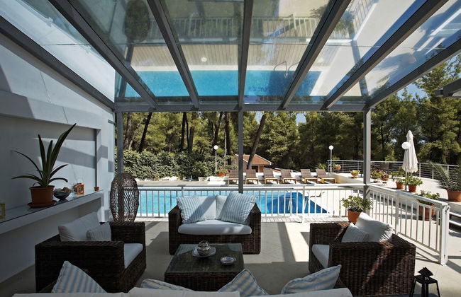 A Private Haven: Hera with Secluded Pool and Garden - Foto 22