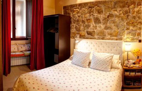 Casa Rural Siguenza Domus 200m2 de Vivienda y Exterior - Foto 7