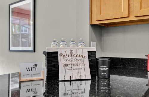 Beautiful 3 Bedroom Villa with Private Hot Tub, 10 mins to Disney! - Foto 28