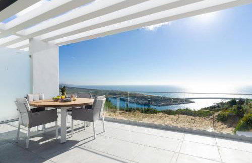 Ocean Views - New Private Condominium with Pool & Sea Views - Foto 12