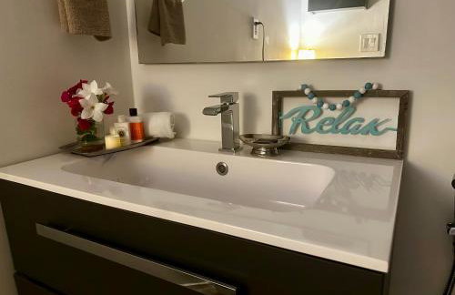 Flora's Garden Apartment/Studio - Foto 32