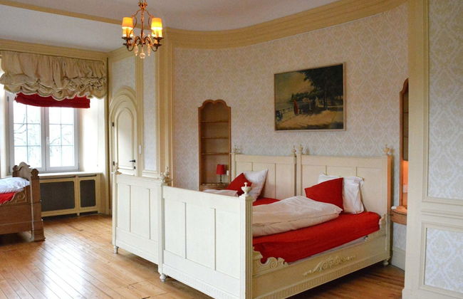 Castle in Ardennes Near Forest & Sauna - Foto 6