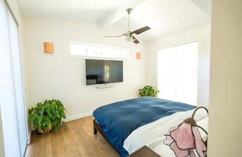 Serene Vineyard Chateau with Pool, Hot Tub, BBQ - Foto 44